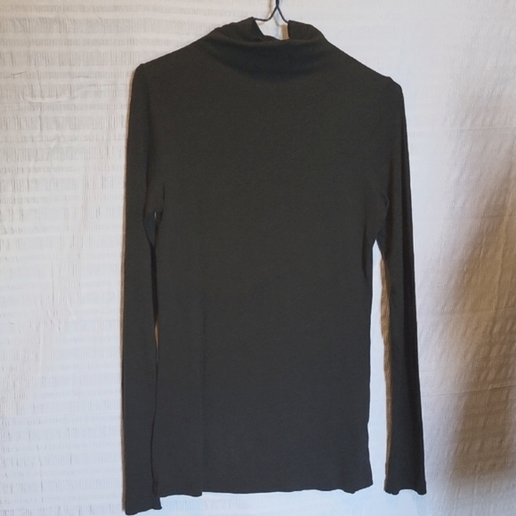 Vince Gray Long Sleeve Top - Picture 1 of 5